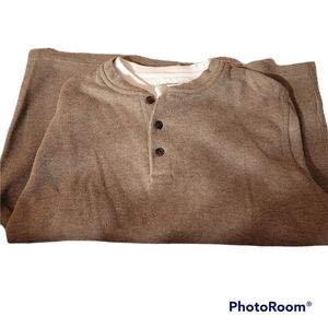 Croft &Barrow Mens Shirt Medium Khaki/Gray Three Button Long Sleeve